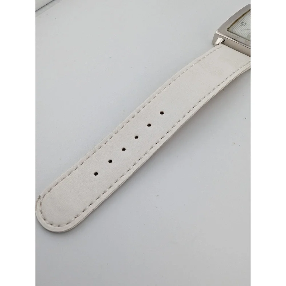 Ceres New York Watch Women 30mm Silver Case White Leather Band- New Battery